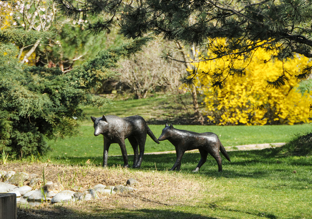 fondation-leonard-logo-mecenat-blanc-fondation-pierre-gianadda-leonard-concerts-expositions-festivals-visites-musees-peintures-sculptures-billetterie-martigny-valais-suisse