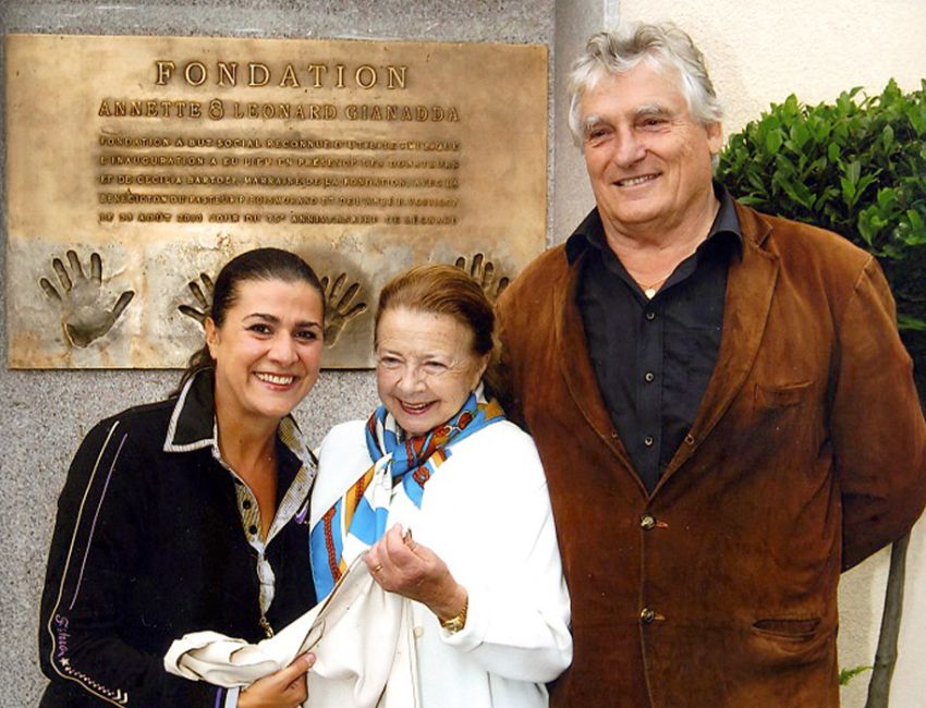 fondation-leonard-logo-mecenat-blanc-fondation-pierre-gianadda-leonard-concerts-expositions-festivals-visites-musees-peintures-sculptures-billetterie-martigny-valais-suisse